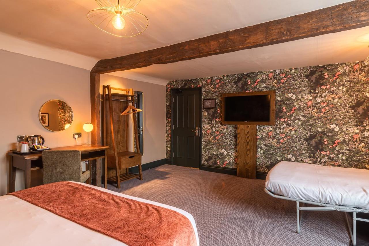 The Bell By Innkeeper'S Collection Aston Clinton エクステリア 写真